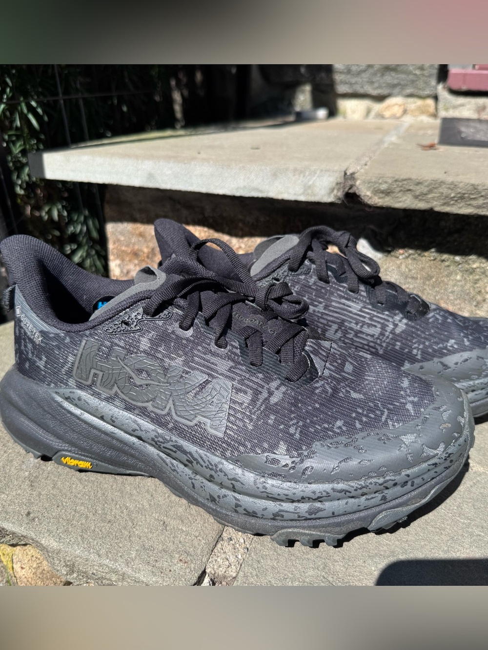 Hoka Speedgoat 6 GTX US trail running or hiking shoe, Women 8D - Picture 3 of 4